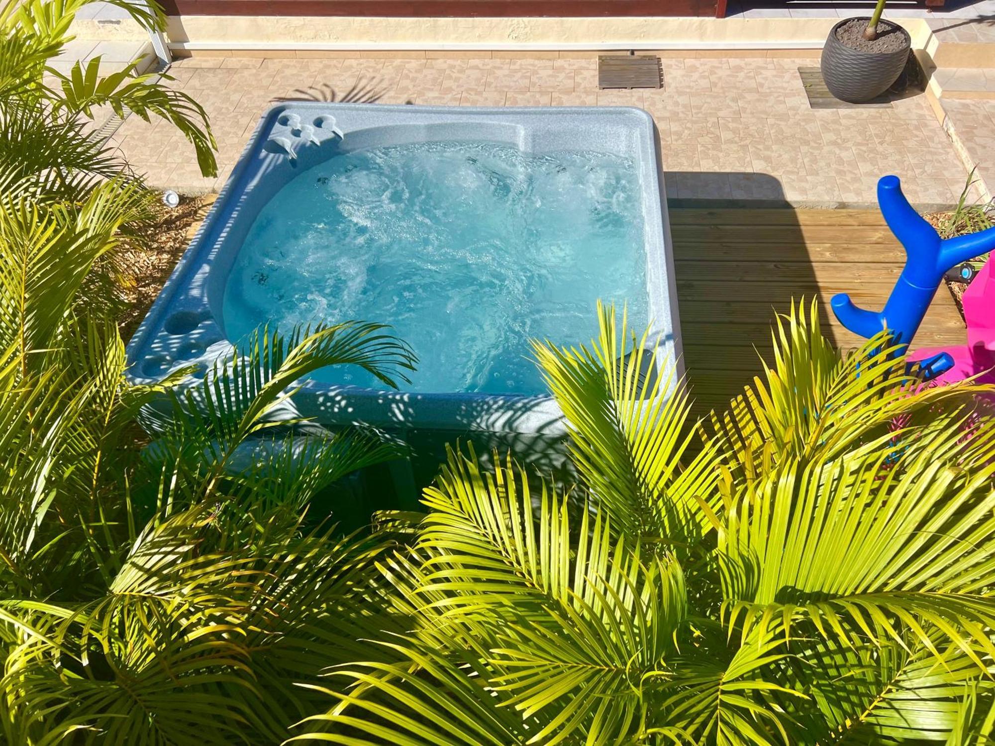 Villa Simeon Saint Francois Avec Piscine Privee Et Jacuzzi Proche Plage المظهر الخارجي الصورة